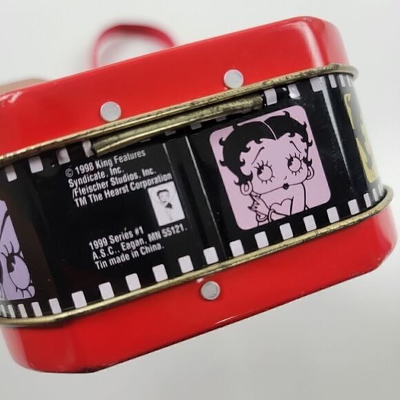 Vintage 90s Betty Boop Metal Tin Purse with Red Strap lunch box Crossbody - Picture 3 of 13